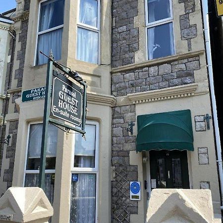 Parasol Weston Guest House Extérieur photo