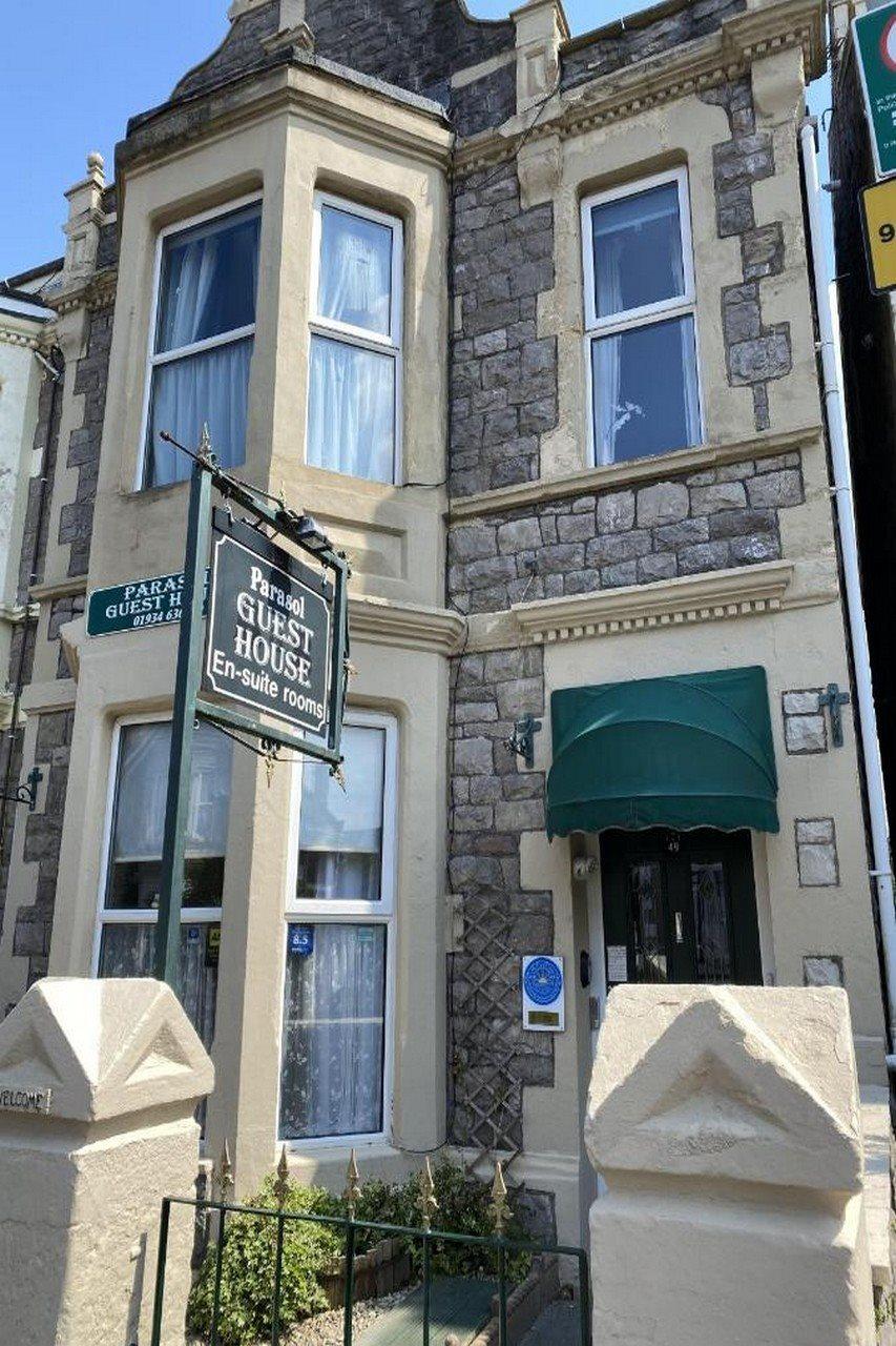 Parasol Weston Guest House Extérieur photo
